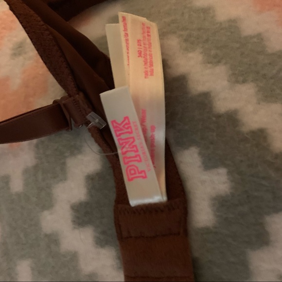 Victoria’s Secret PINK 34D push-up! ❤️ - Picture 5 of 5